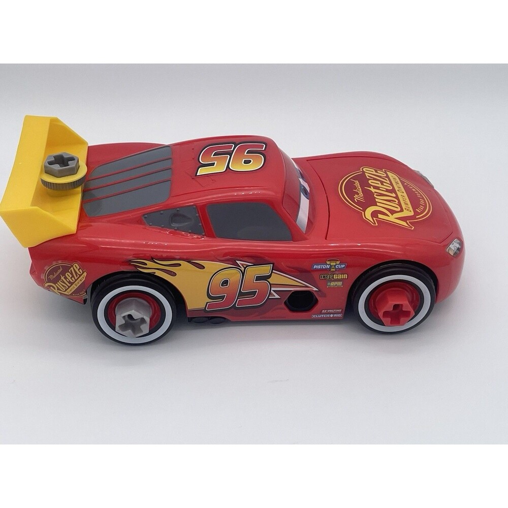 Lightning McQueen Toy Car – Rust-eze, Interchangeable Wheels, Plastic, No Elec - Picture 3 of 7